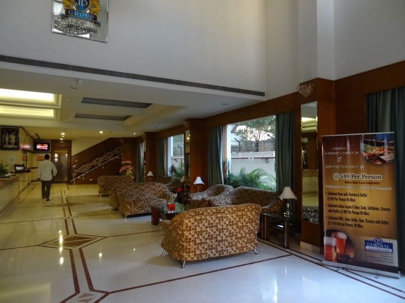 J P Cordial Hotel Bangalore Eksteriør billede