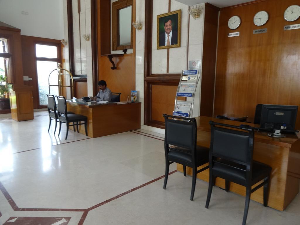 J P Cordial Hotel Bangalore Eksteriør billede