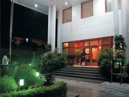 J P Cordial Hotel Bangalore Eksteriør billede